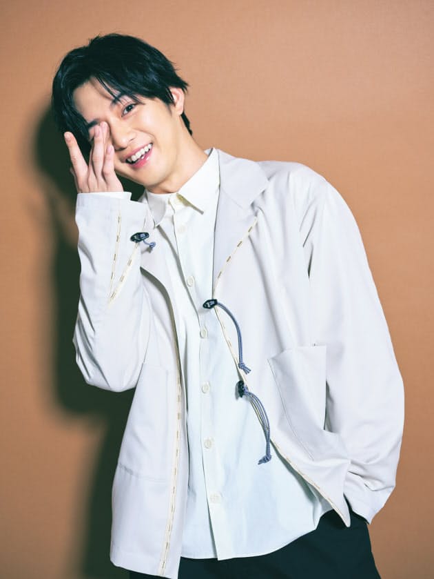 30歳を過ぎて 面倒くさい性格に 千葉雄大 俳優のジャンル分けなんてなくなればいい Nikkei Style 30歳を過ぎて 面倒くさい性格に 千葉雄大 俳優のジャンル分けなんてなくなればいい Nikkei Style