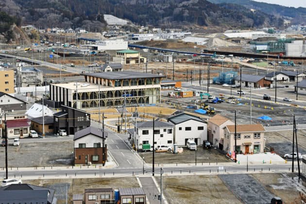 【2018年】
町の施設や鉄道橋梁が姿を現し始めた 【2018年】
町の施設や鉄道橋梁が姿を現し始めた