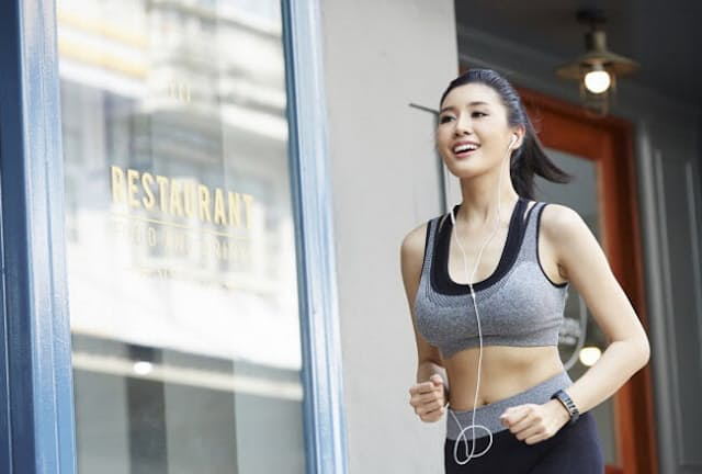 働く女性の運動習慣で人気はジョギング（写真はイメージ＝PIXTA）