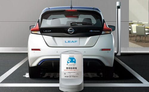 日産のEVカーシェアリングサービス「NISSAN e-シェアモビ」(出所:日産自動車)