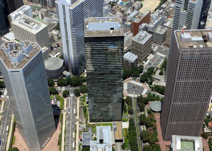 超高層ビル屋上に巨大振り子 長周期地震動の揺れ半減 日本経済新聞 超高層ビル屋上に巨大振り子 長周期地震動の揺れ半減 日本経済新聞