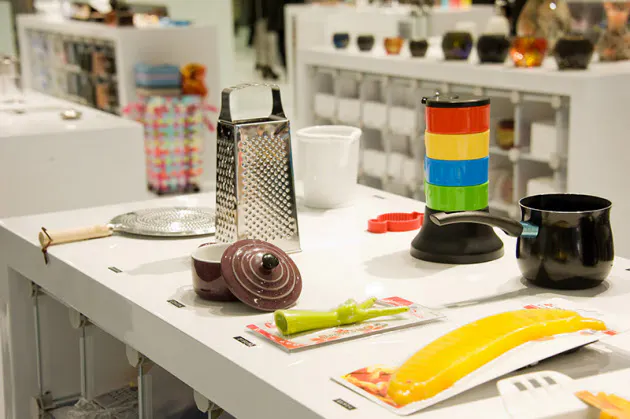 Asokoは原宿に東日本の旗艦店 タイガーとasokoの 激安おしゃれ雑貨戦争 は東京決 Nikkei Style Asokoは原宿に東日本の旗艦店 タイガーとasokoの 激安おしゃれ雑貨戦争 は東京決 Nikkei Style