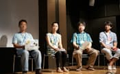 フリーライター岡田有花氏（左から2人目）や著名ブロガーらがブログの歴史を振り返った