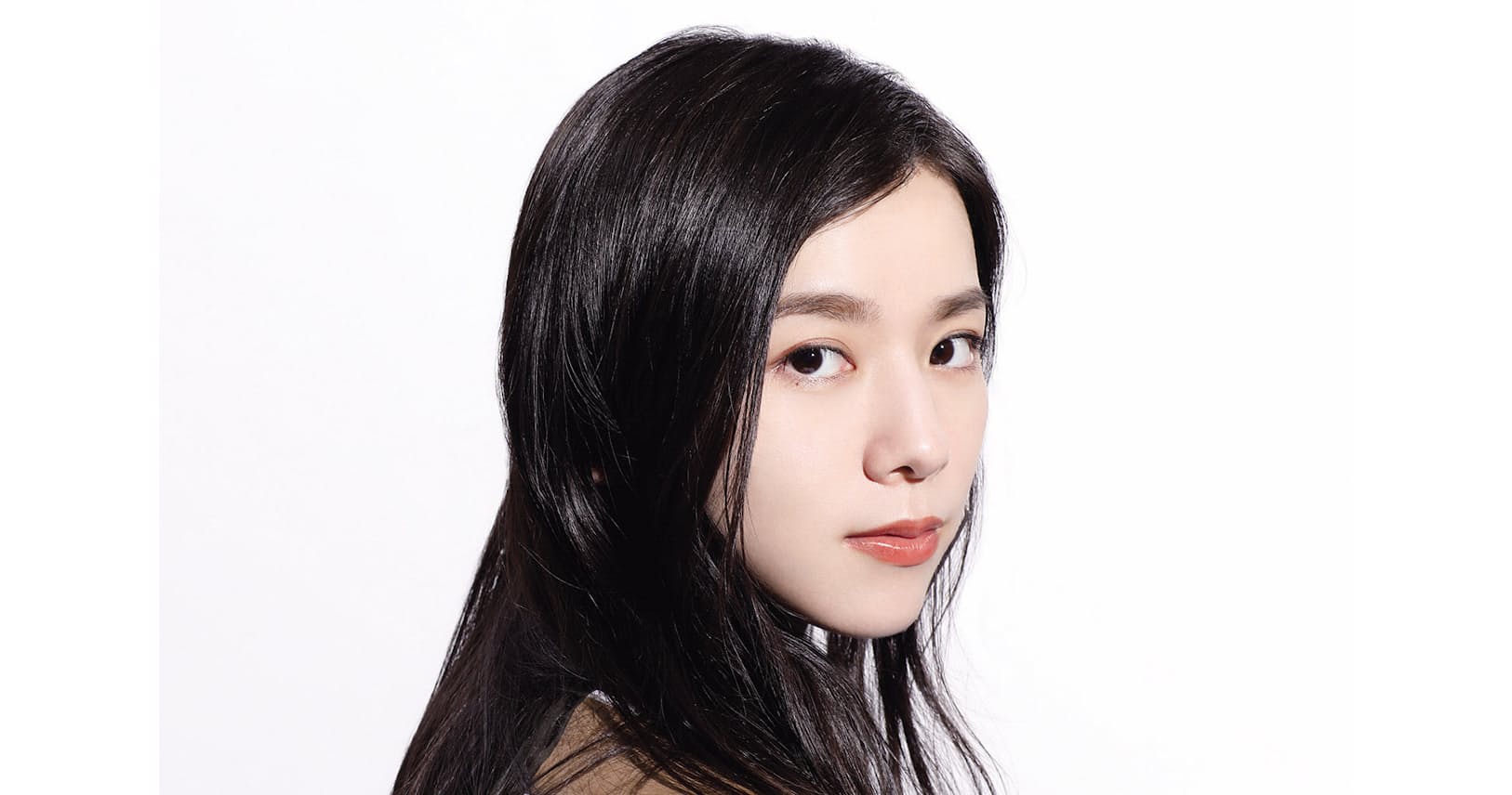 寄り添う楽曲で人気のmilet 重なった気持ちを音に Nikkei Style 寄り添う楽曲で人気のmilet 重なった気持ちを音に Nikkei Style