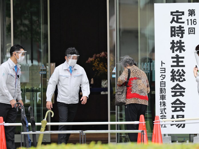 株主総会が本格化 各社 来場自粛要請やお土産廃止 日本経済新聞 株主総会が本格化 各社 来場自粛要請やお土産廃止 日本経済新聞