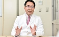 認知症予防について語る認知症専門医の遠藤英俊さん