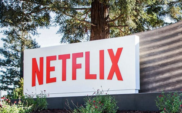 ネットフリックスは4~6月期も売上高・純利益ともに過去最高を更新した(写真はカリフォルニア州の本社)
