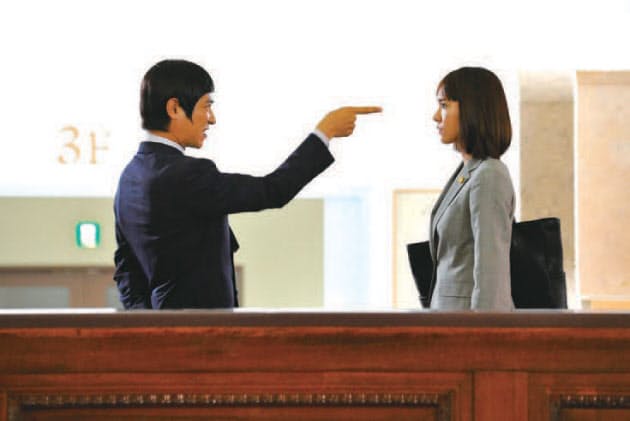 視聴率男 堺雅人の確かな演技を堪能 リーガルハイ Nikkei Style 視聴率男 堺雅人の確かな演技を堪能 リーガルハイ Nikkei Style