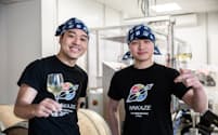 WAKAZEの代表取締役CEO稲川琢磨氏（左）と取締役CTO今井翔也氏（右）
