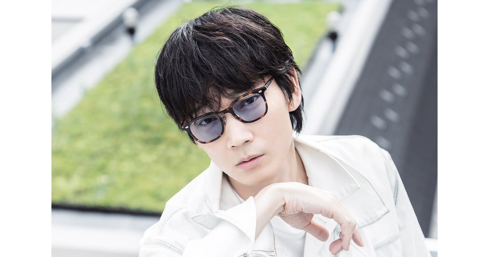Miu404 主演の綾野剛 少年マンガの成分で役作り Nikkei Style Miu404 主演の綾野剛 少年マンガの成分で役作り Nikkei Style