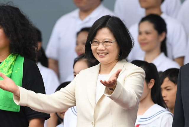 台湾の蔡英文総統はコロナ対策で指導力を発揮した