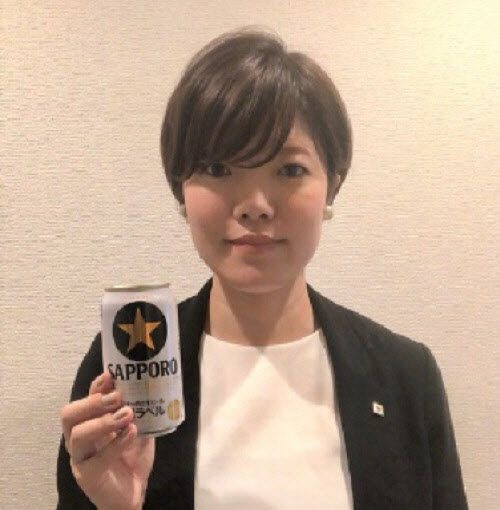 若手女性率いる サッポロ 黒ラベル が売れるワケ 日本経済新聞 若手女性率いる サッポロ 黒ラベル が売れるワケ 日本経済新聞