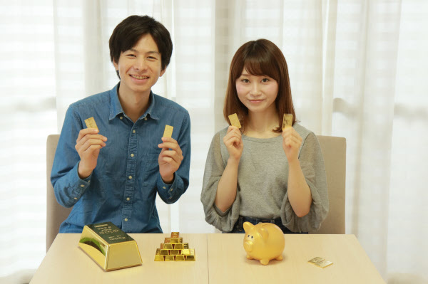 新婚夫婦の最初の仕事 お金のルール5カ条を決めよう 日本経済新聞