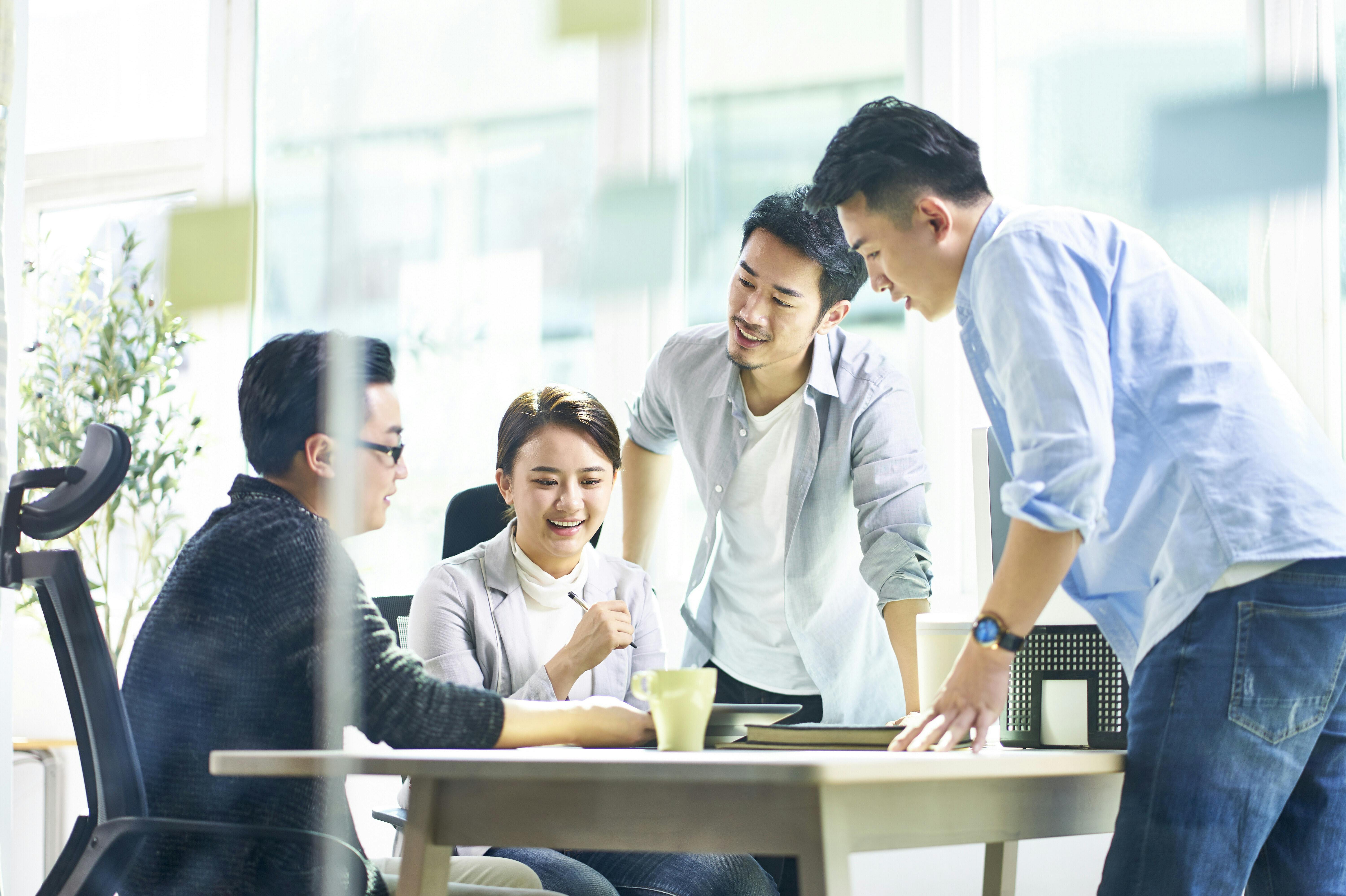 見かけ倒しのチームワーク 仕事分担し真のチームに 日経bizgate 見かけ倒しのチームワーク 仕事分担し真のチームに 日経bizgate