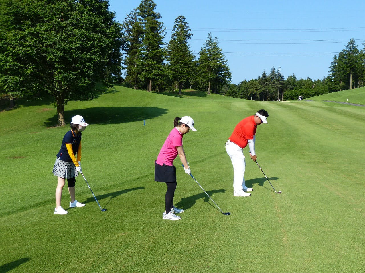 3密 避けゴルフ人口が急回復 女性も楽しみやすく Nikkei Style 3密 避けゴルフ人口が急回復 女性も楽しみやすく Nikkei Style