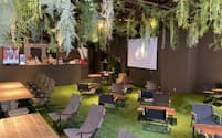 屋内でも緑いっぱいのアウトドア気分に浸れるカフェ「REWILD OUTDOOR TOKYO」