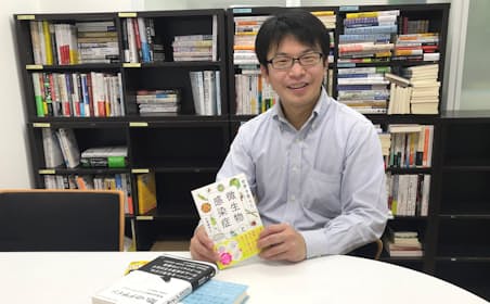 書籍ダイジェストサービスをオンラインで展開する情報工場の藤井徳久社長