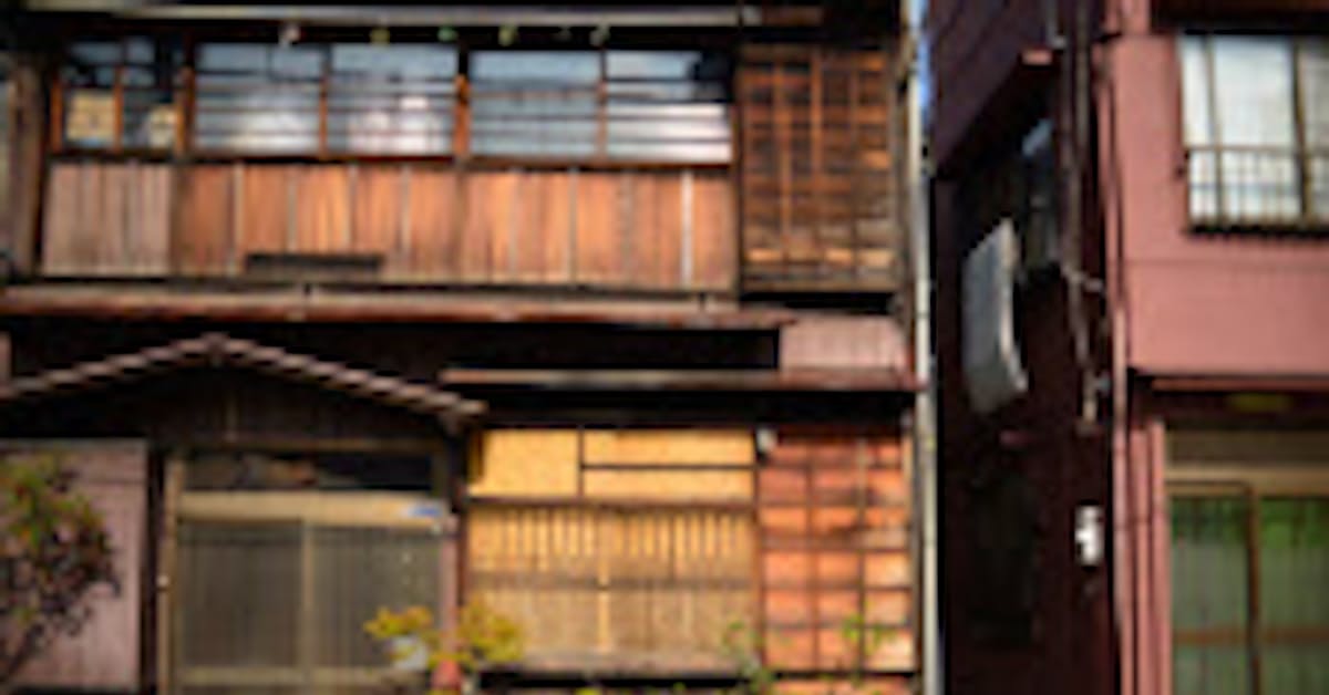 昔のレンズをデジタル一眼にセットして下町巡り 日本経済新聞