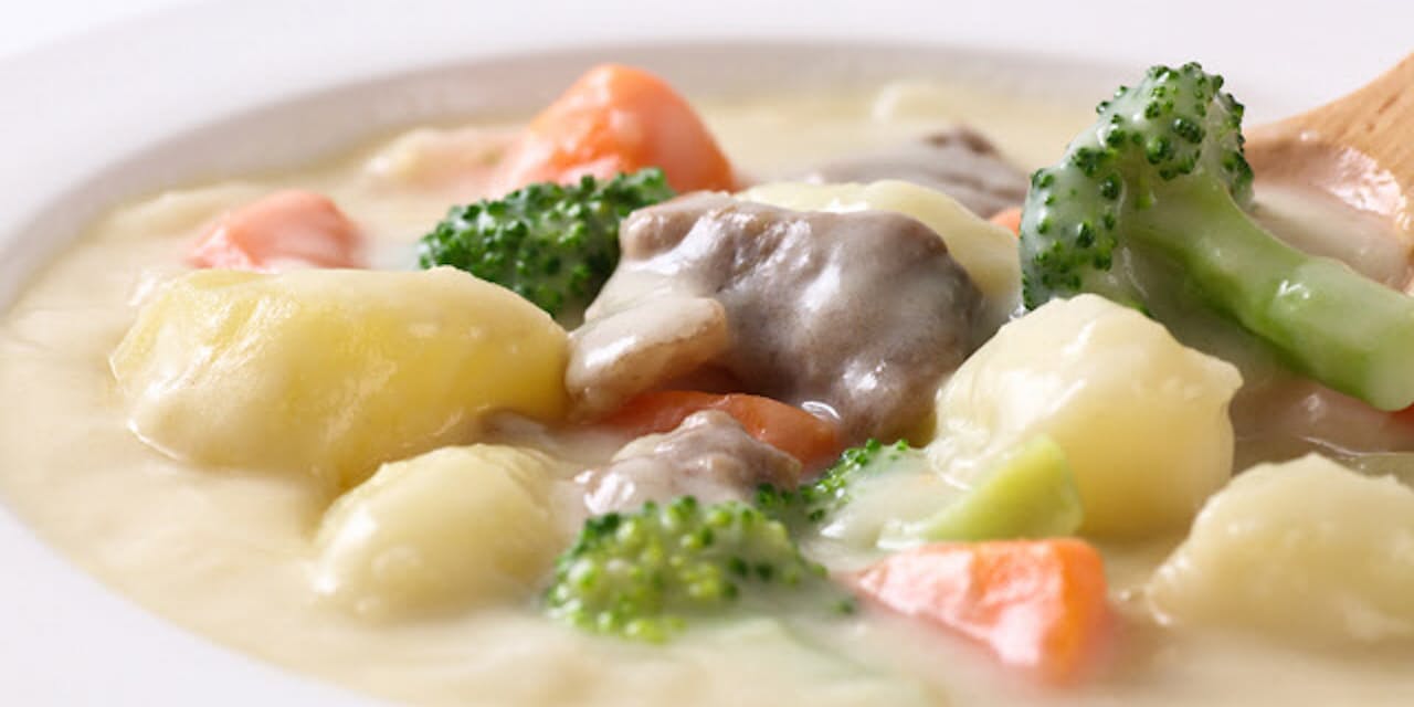 クリームシチューは日本発祥 ご飯にかける わける Nikkei Style クリームシチューは日本発祥 ご飯にかける わける Nikkei Style