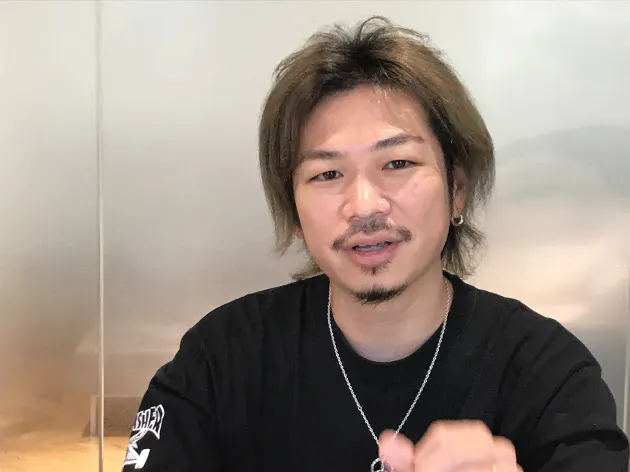 父から 家を出ろ ホームレスから上場企業トップ 早実中退の異色経営者 人生を Nikkei Style 父から 家を出ろ ホームレスから上場企業トップ 早実中退の異色経営者 人生を Nikkei Style