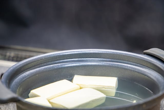 塩のチカラで湯豆腐のおいしさが変わってくるから不思議だ