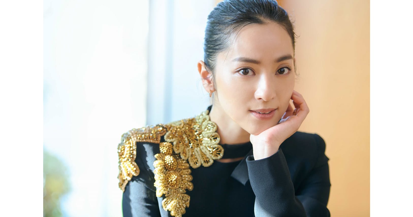 写真はこちら 中村アン おうち時間 を飾る花瓶コレクション Nikkei Style 写真はこちら 中村アン おうち時間 を飾る花瓶コレクション Nikkei Style