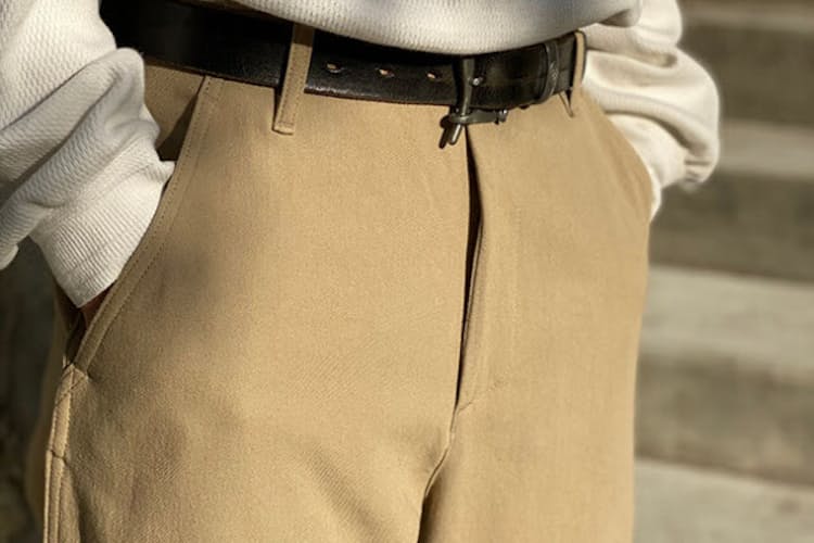 おじさんぽい は生地のせい チノパン差がつく1本 Nikkei Style おじさんぽい は生地のせい チノパン差がつく1本 Nikkei Style