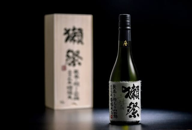 旭酒造は、山田錦栽培農家を対象にしたコンテストの優勝米で醸した「獺祭」を製品化し、6本をサザビーズオークションに出品。最高落札額は約84万3750円で、 日本酒の取引額として過去最高額（旭酒造調べ）となった