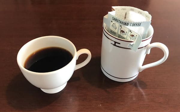 巣籠もり期間の「家飲みコーヒー」需要の増加で、ドリップバッグの売れ行きはコロナ禍以前に比べ2ケタ増の勢いという