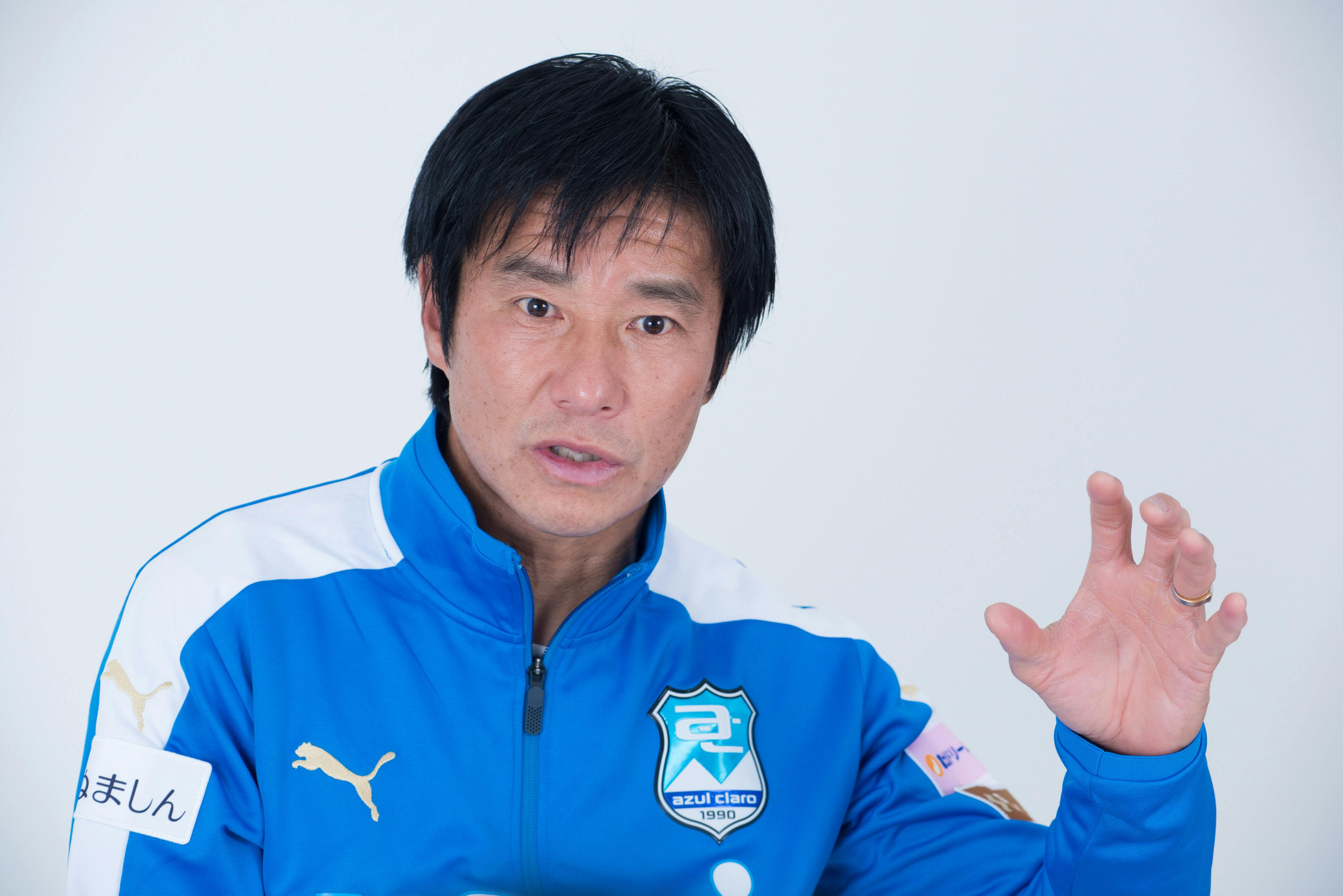 現役を続けたからこそ分かる 三浦知良選手のすごさ 中山雅史さん つらいリハビリ Nikkei Style 現役を続けたからこそ分かる 三浦知良選手のすごさ 中山雅史さん つらいリハビリ Nikkei Style