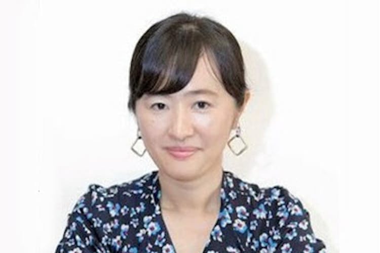小説家 柚木麻子さん 本好きに導いてくれた母 Nikkei Style 小説家 柚木麻子さん 本好きに導いてくれた母 Nikkei Style