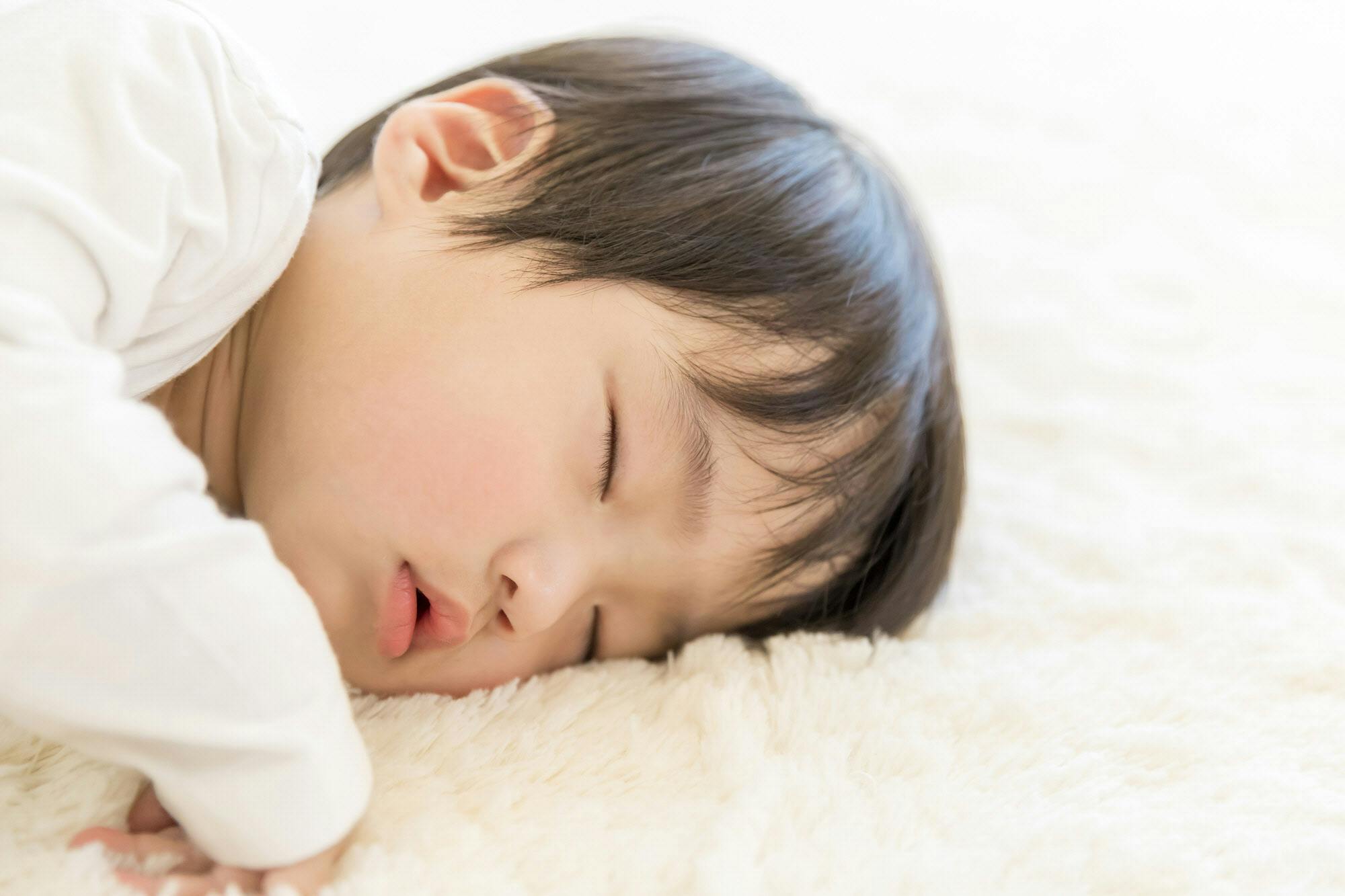 子供の特発性不眠症 毎日現れ苦しく 日中イライラ Nikkei Style 子供の特発性不眠症 毎日現れ苦しく 日中イライラ Nikkei Style