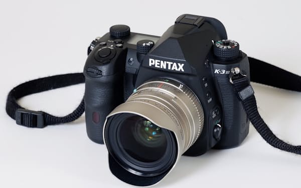 リコーのデジタル一眼レフ「PENTAX K-3 Mark III」。公式オンラインストアの販売価格は税込み27万9800円
