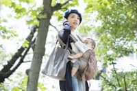 育児休業給付金の受給期間を延長する場合の注意点とは(写真はイメージ=PIXTA) 育児休業給付金の受給期間を延長する場合の注意点とは(写真はイメージ=PIXTA)