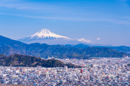 森本氏は4月から東京と静岡の2拠点生活を始めた(写真はイメージ=PIXTA)