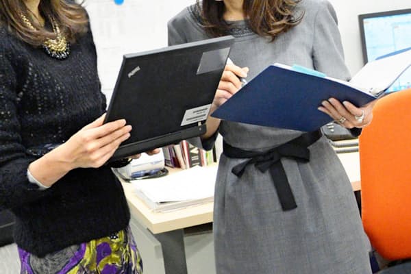 Snsで発信続ける臨床心理士 自傷行為をやめた転機は Nikkei Style Snsで発信続ける臨床心理士 自傷行為をやめた転機は Nikkei Style