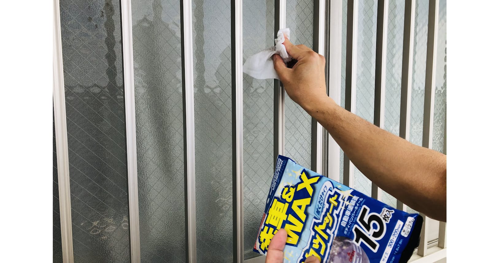 窓のサッシやドア外側 車掃除シートで手軽にきれいに Nikkei Style 窓のサッシやドア外側 車掃除シートで手軽にきれいに Nikkei Style