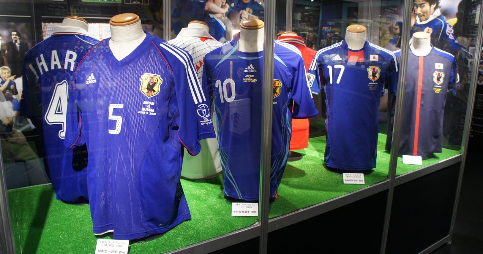 サムライブルーの起源は東大 サッカー伝来の地は Nikkei Style サムライブルーの起源は東大 サッカー伝来の地は Nikkei Style