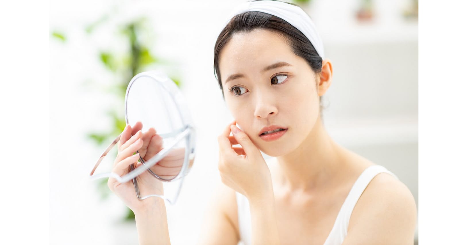 疲れ顔に見える目のクマ 青 黒 茶のタイプ別対策法 Nikkei Style 疲れ顔に見える目のクマ 青 黒 茶のタイプ別対策法 Nikkei Style