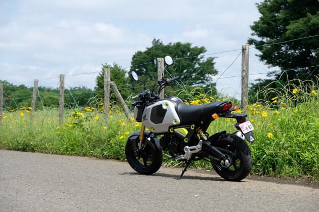 ホンダの原付二種 グロム 大刷新で走りに磨き Nikkei Style ホンダの原付二種 グロム 大刷新で走りに磨き Nikkei Style
