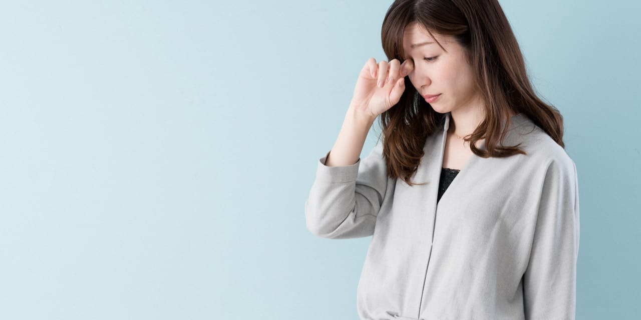 原因は加齢だけでない 眼瞼下垂 目のこすりすぎ注意 Nikkei Style 原因は加齢だけでない 眼瞼下垂 目のこすりすぎ注意 Nikkei Style