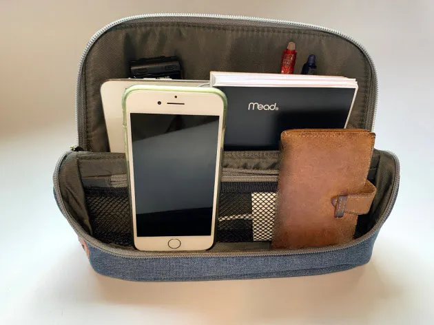 スマホやタブレットを立てられるスタンドにも 東急ハンズおすすめ小物収納 持ち運 Nikkei Style スマホやタブレットを立てられるスタンドにも 東急ハンズおすすめ小物収納 持ち運 Nikkei Style