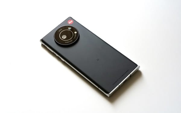 ライカ初のスマートフォン「Leitz Phone 1」。ソフトバンクが販売する