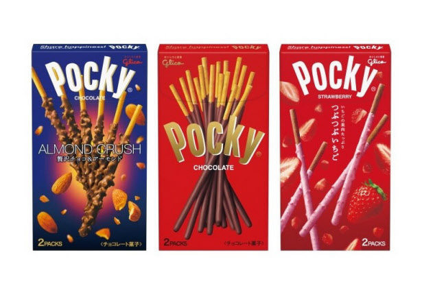 ポッキーは商品のバリエーションを広げ続けている(中央は基本のチョコレート味)