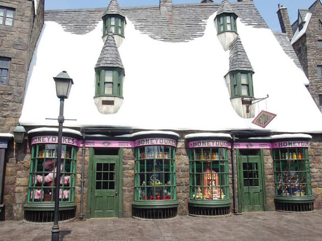 映画に登場する店やレストランも再現 Usjハリー ポッターエリア 並ばないで入るに Nikkei Style 映画に登場する店やレストランも再現 Usjハリー ポッターエリア 並ばないで入るに Nikkei Style