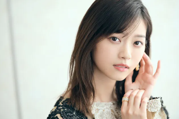 写真で紹介 西野七瀬さん 自室に飾る 金色の置物 Nikkei Style 写真で紹介 西野七瀬さん 自室に飾る 金色の置物 Nikkei Style