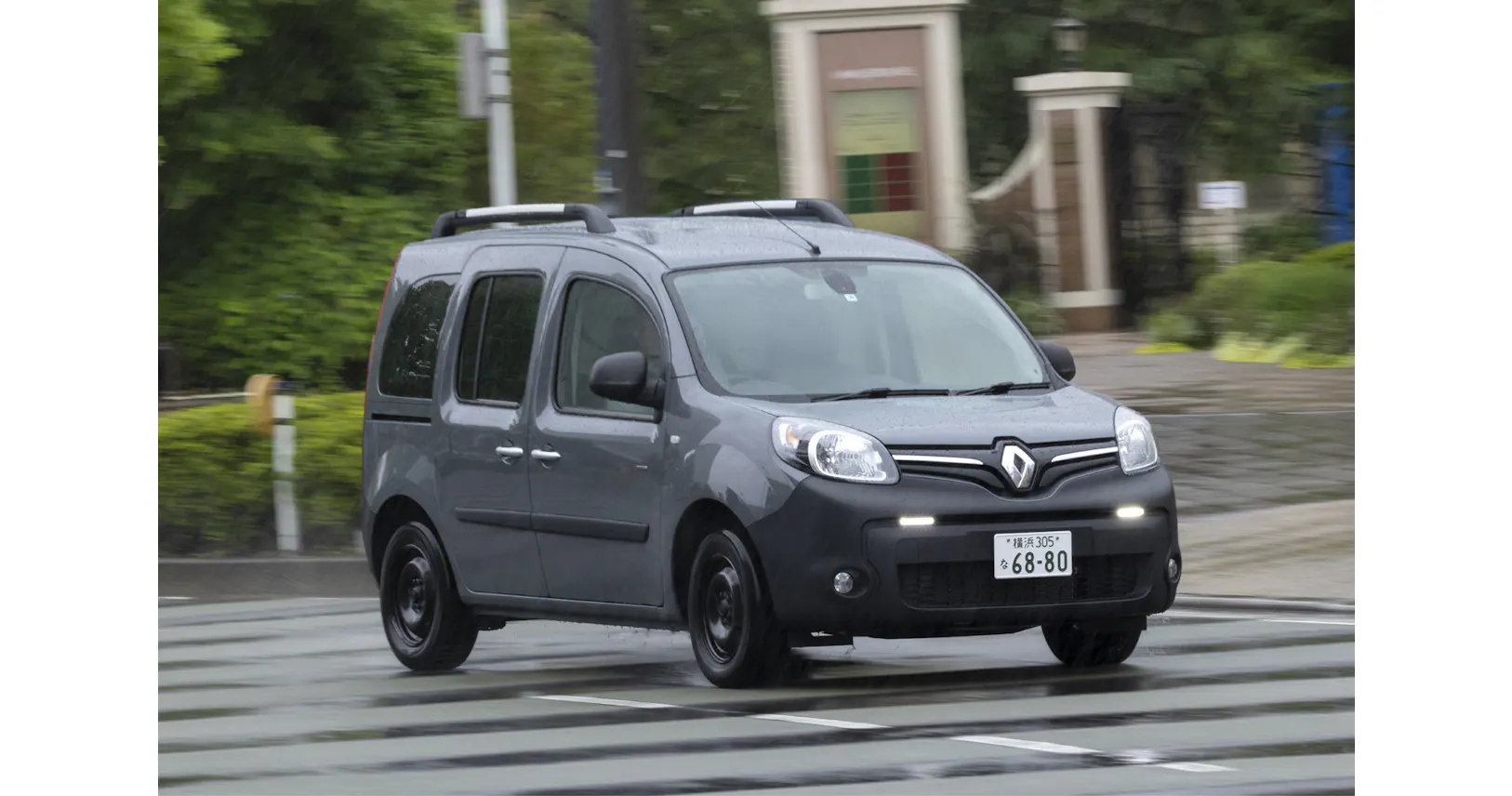 ルノー カングー 最後の現行仕様はディーゼルモデル Nikkei Style ルノー カングー 最後の現行仕様はディーゼルモデル Nikkei Style