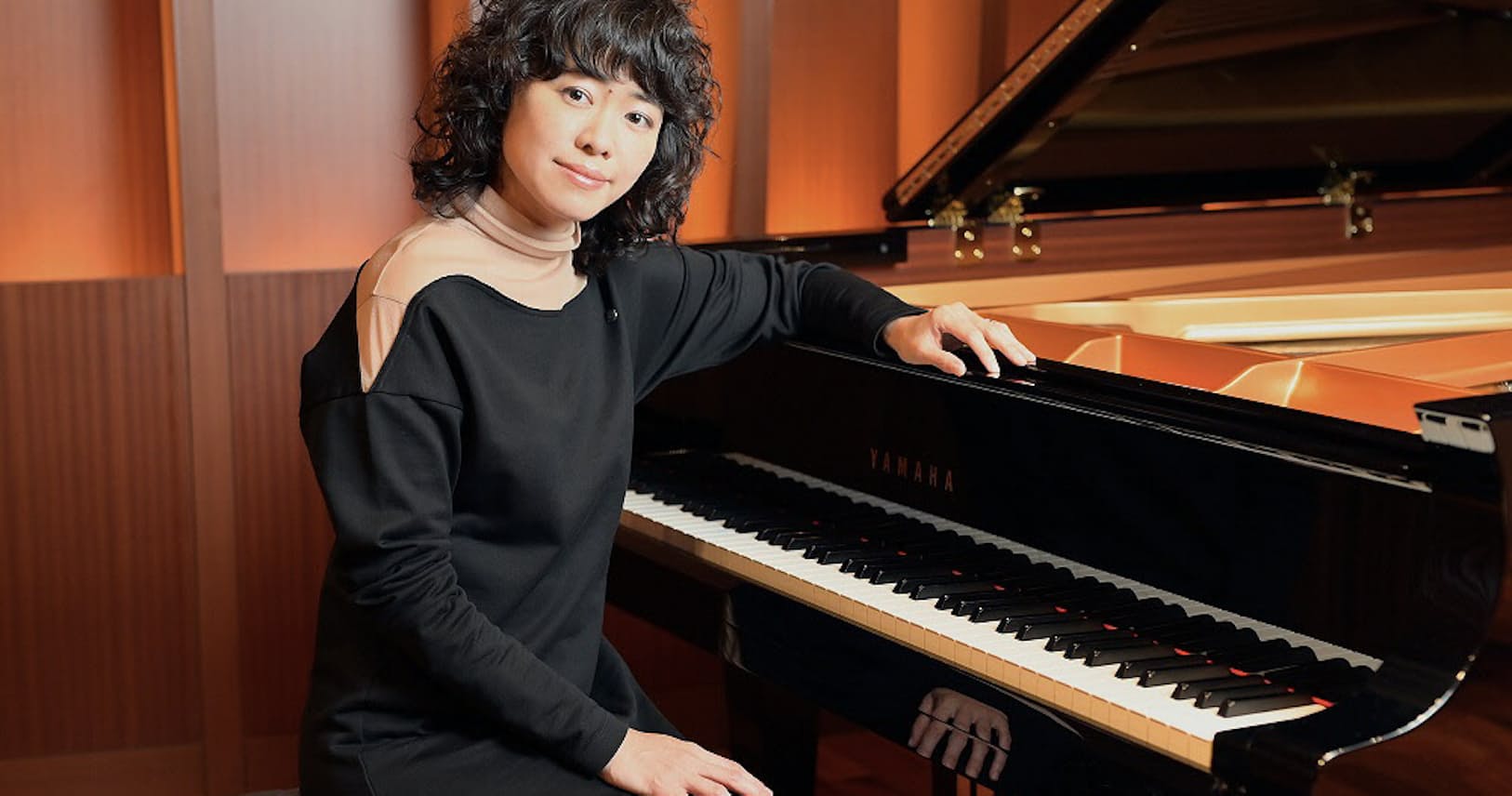 上原ひろみ 世界を巡るツアーの相棒 キャリーケース Nikkei Style