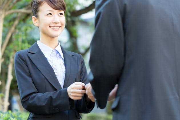 お世話さまです は失礼 程よい会話敬語のルール Nikkei Style お世話さまです は失礼 程よい会話敬語のルール Nikkei Style