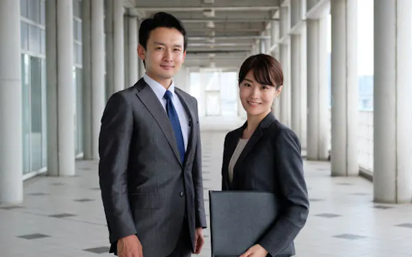 従業員が紹介 リファラル採用のカギ